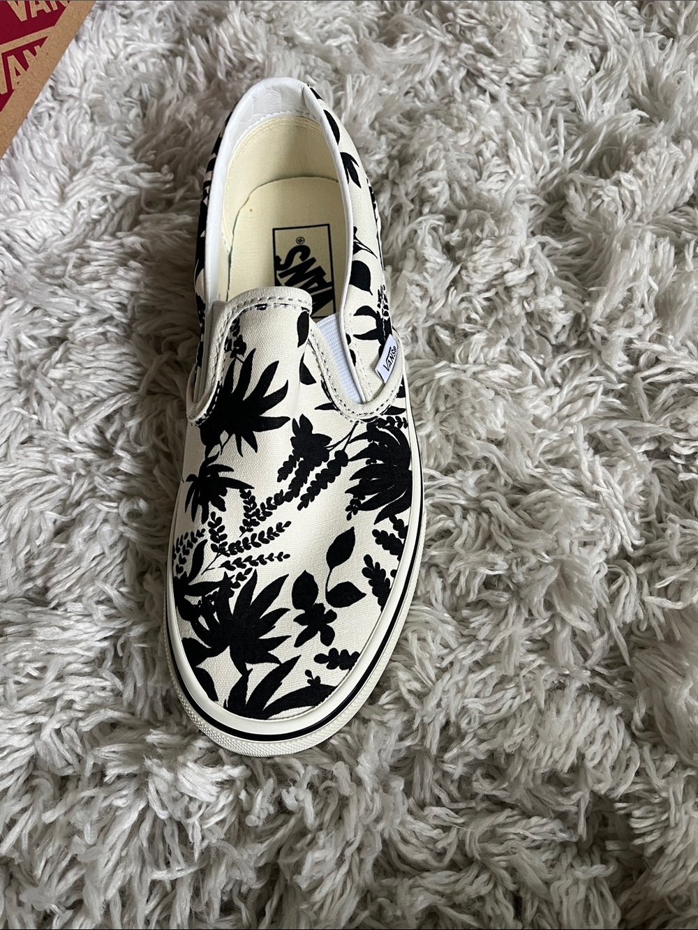 Vans Slip-On Floral Canvas in Black and White - Brand New